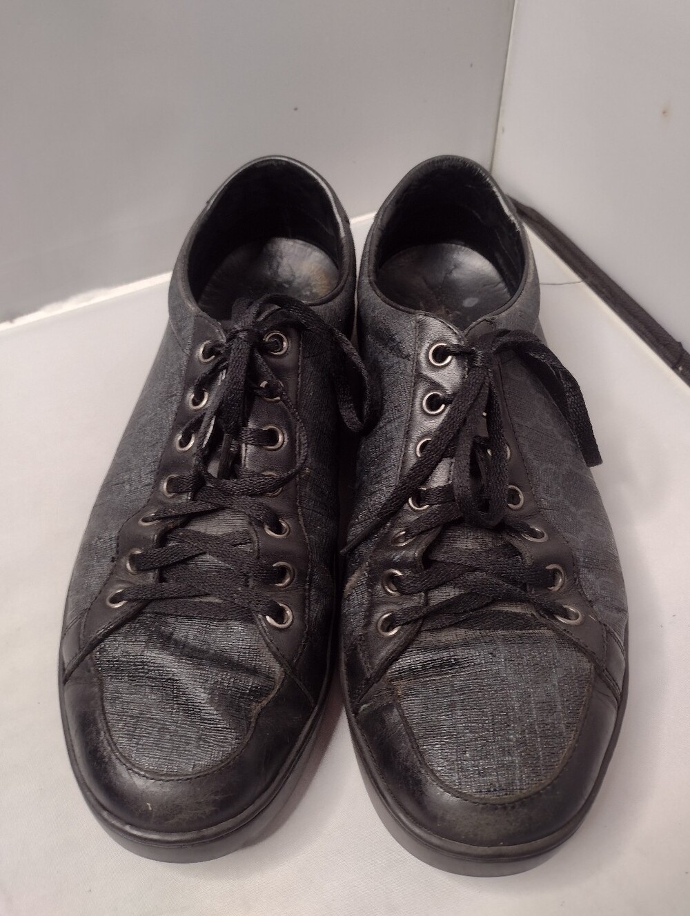 Gucci Shoes Mens Size 8 Brooklyn GG Supreme Low Trainers Leather Black Grey A13